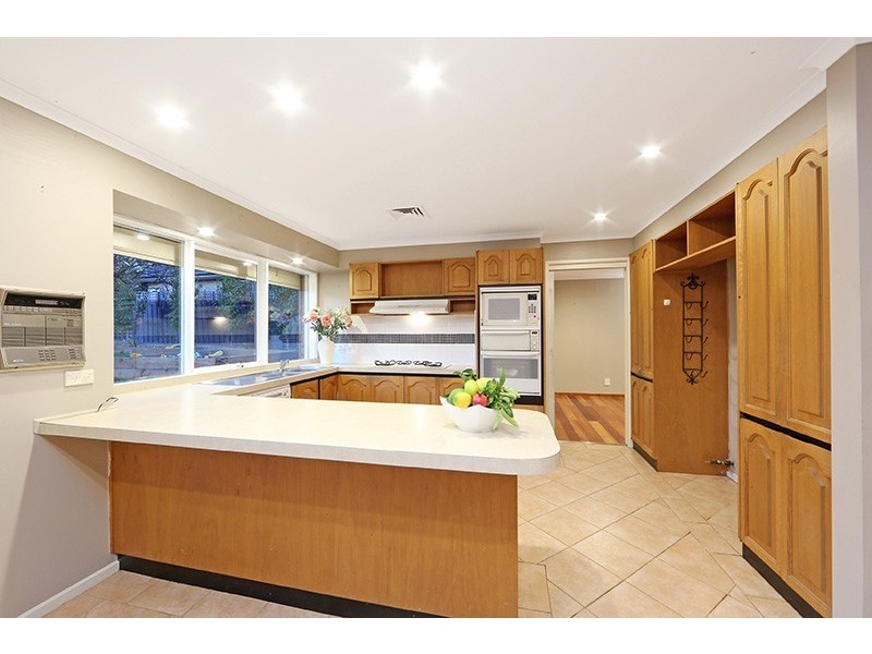 15 Jamieson Ave, Rowville VIC 3178