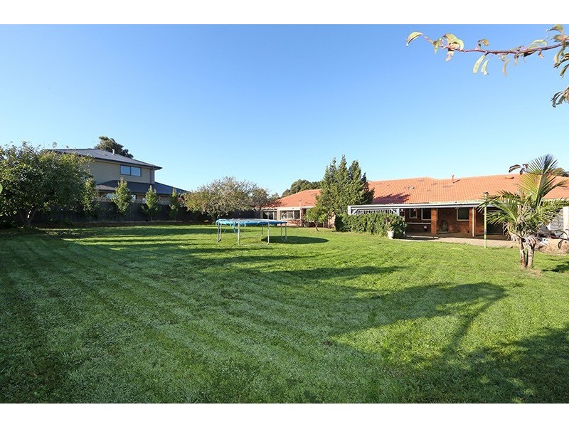 15 Jamieson Ave, Rowville VIC 3178