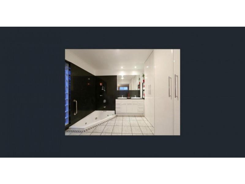 11 Christian Court, Rowville VIC 3178