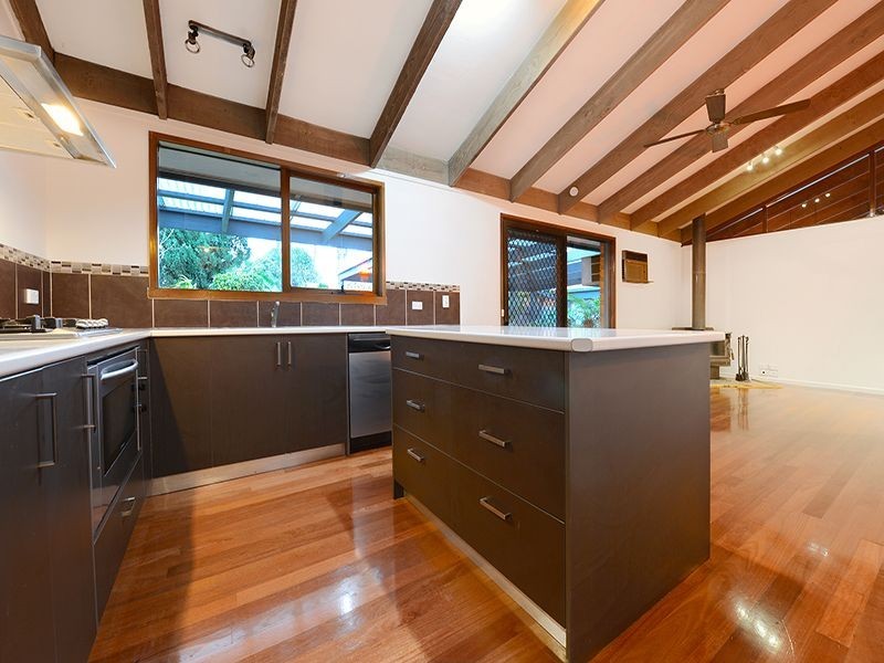 9 Redgum Court, Rowville VIC 3178