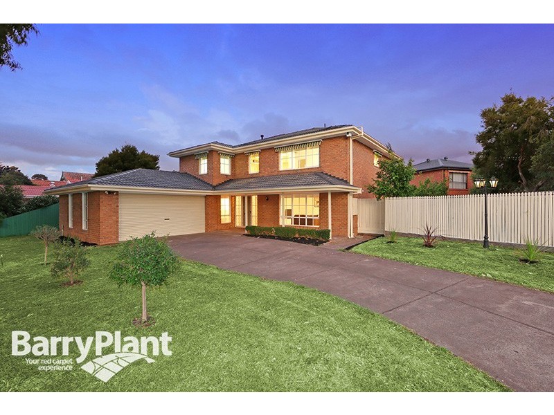 27 Bridgewater Way, Rowville VIC 3178
