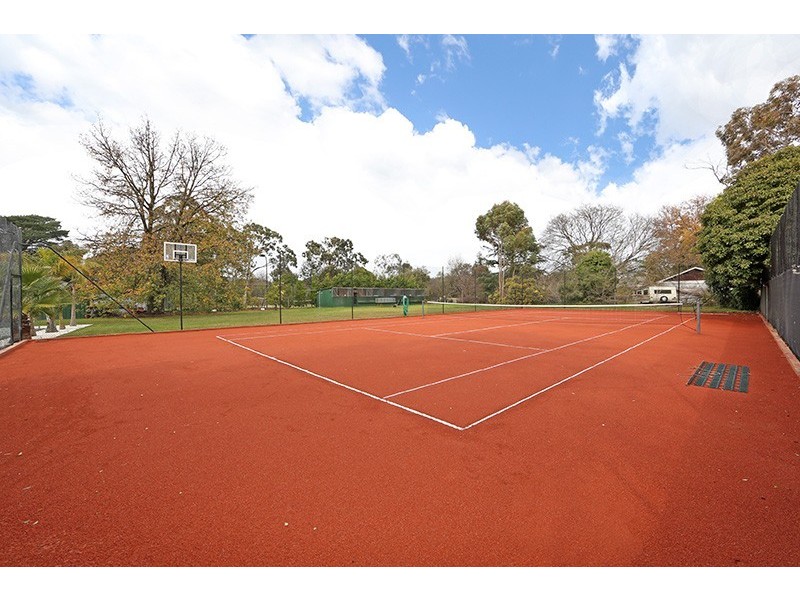 18 Norris Road, Rowville VIC 3178