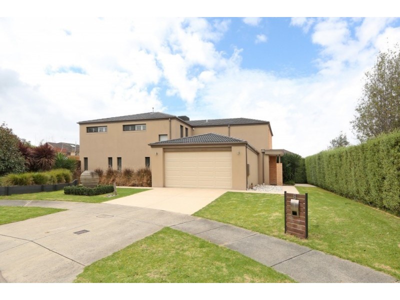 6 Comfort Close, Rowville VIC 3178