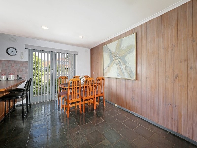 6 Winalla Avenue, Rowville VIC 3178