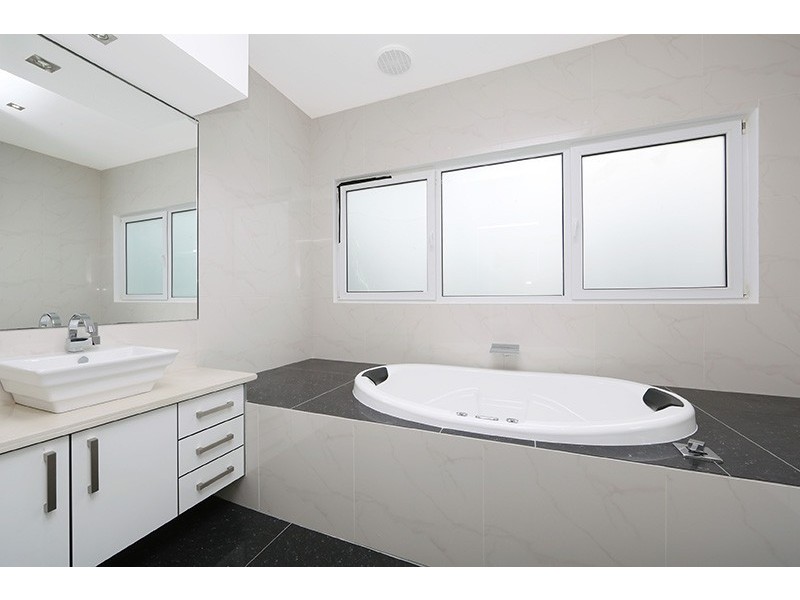 3 Hayes Court, Lysterfield VIC 3156