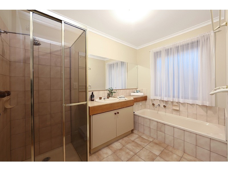 9 Saunders Close, Lysterfield VIC 3156