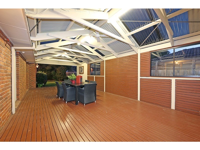 9 Saunders Close, Lysterfield VIC 3156