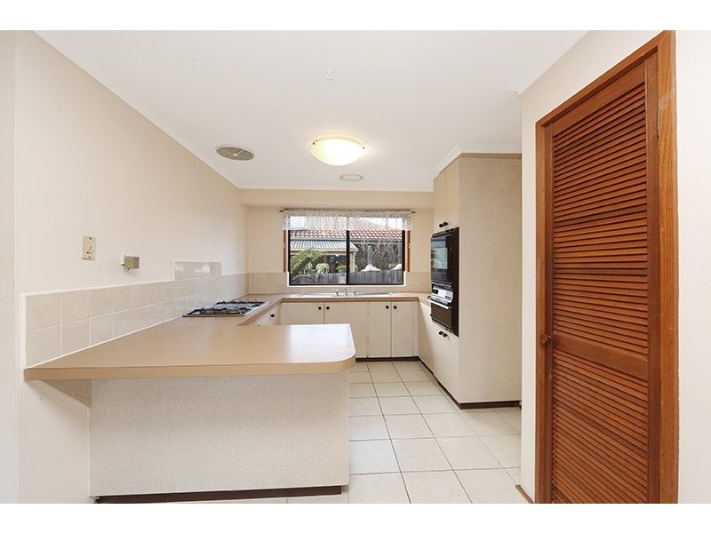 25 Valleyview Drive, Rowville VIC 3178