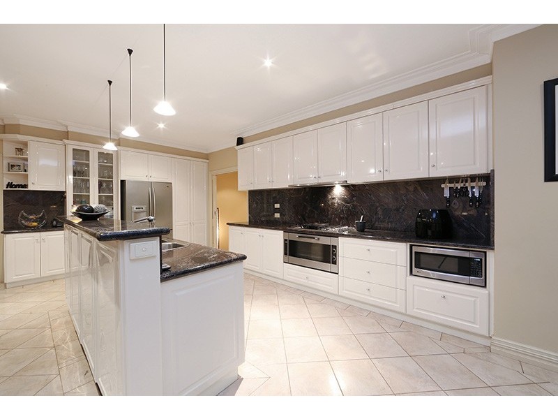 12 Camphor Close, Lysterfield VIC 3156