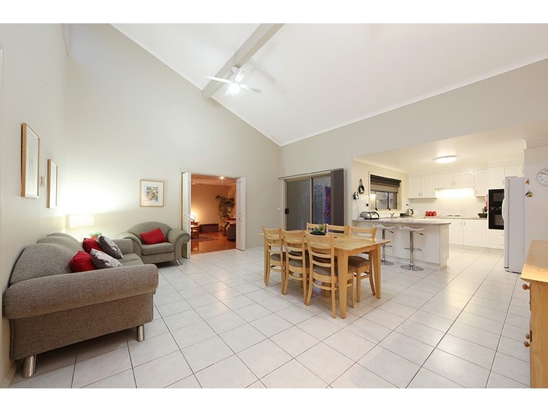 31 Allamanda Boulevard, Lysterfield VIC 3156