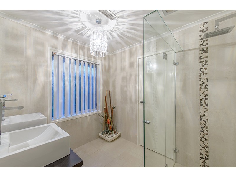 40 Dandelion Drive, Rowville VIC 3178