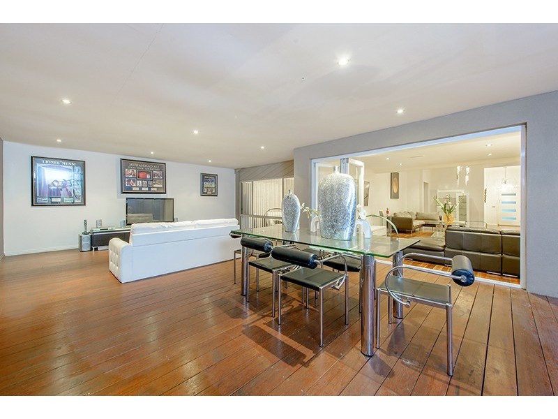 40 Dandelion Drive, Rowville VIC 3178