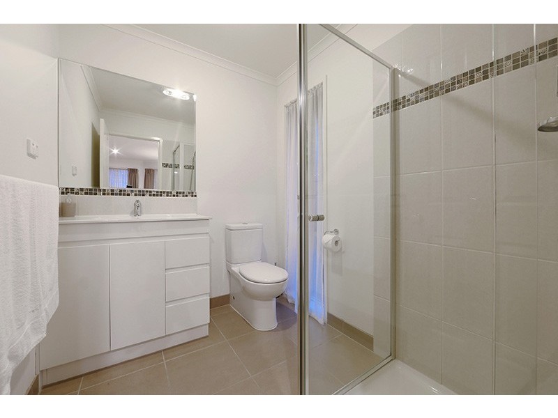 19 Adam Cl, Rowville VIC 3178