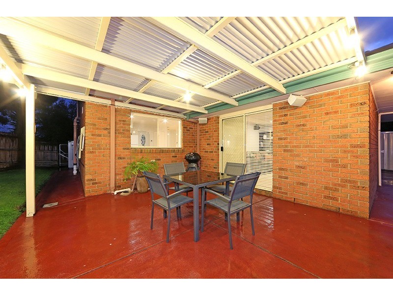 19 Adam Cl, Rowville VIC 3178