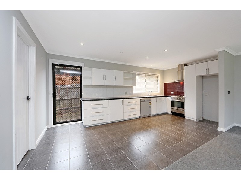 12 Erskine Dve, Rowville VIC 3178