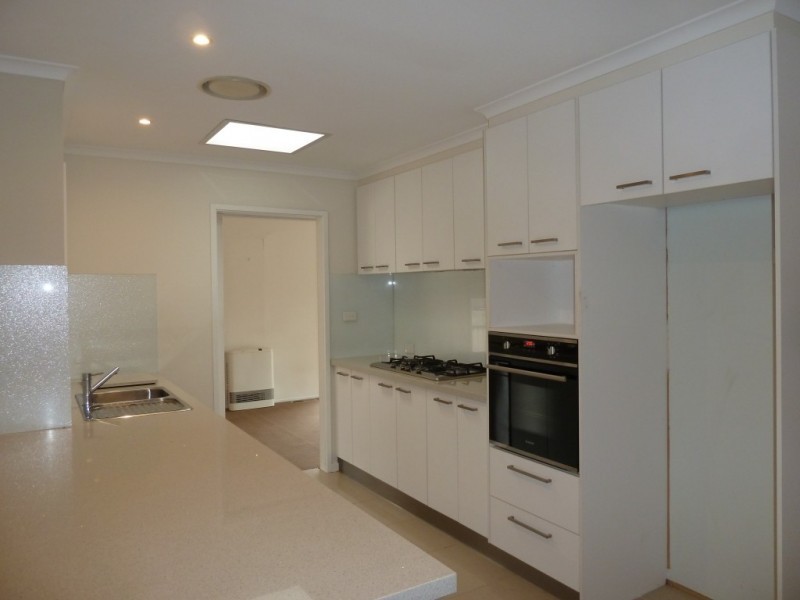 13 Roma Court, Eumemmerring VIC 3177