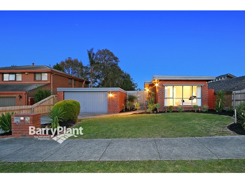 42 Bexsarm Crescent, Rowville VIC 3178