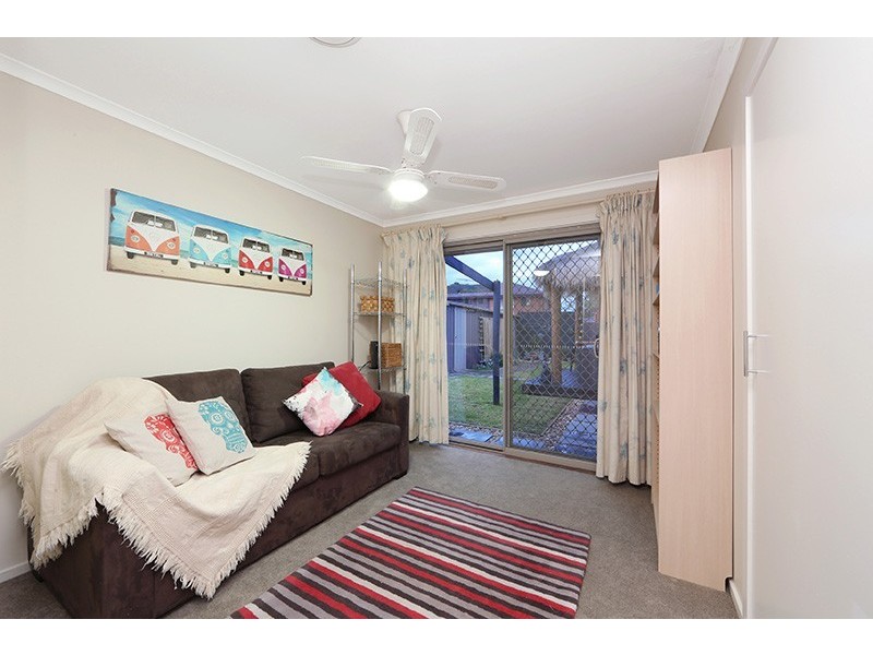 11 St John Place, Rowville VIC 3178