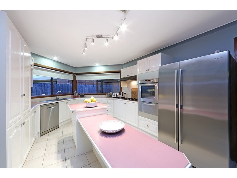 2 Baringa Court, Rowville VIC 3178