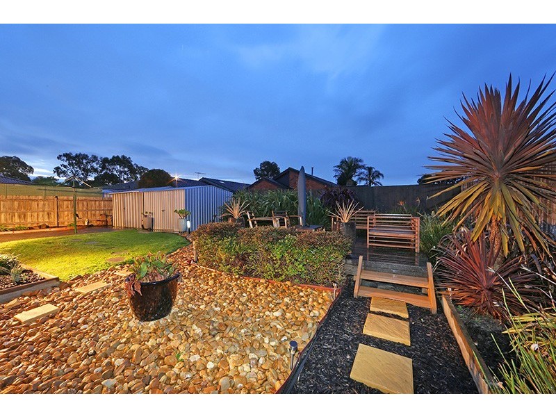 2 Baringa Court, Rowville VIC 3178