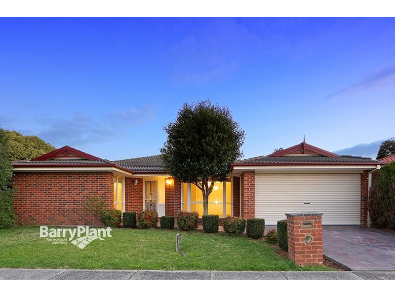 17 Waradgery Drive, Rowville VIC 3178