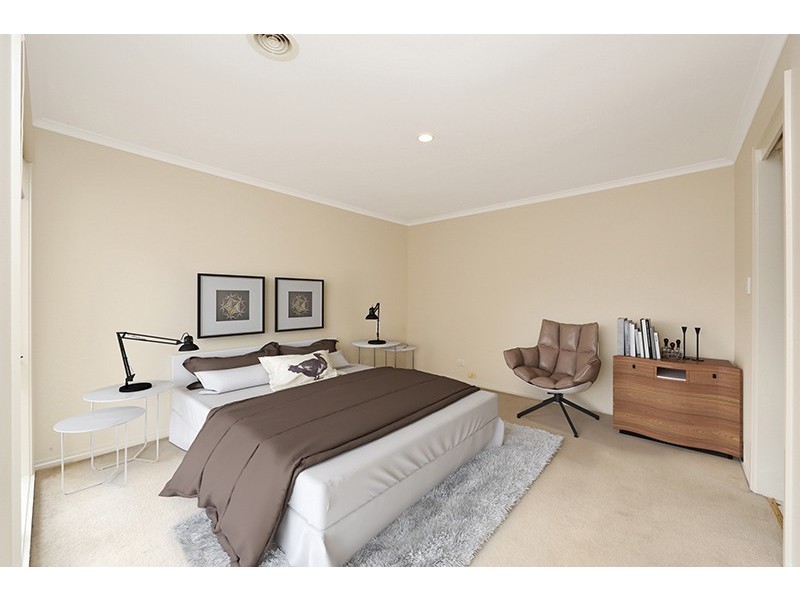17 Waradgery Drive, Rowville VIC 3178