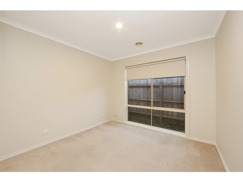 17 Waradgery Drive, Rowville VIC 3178