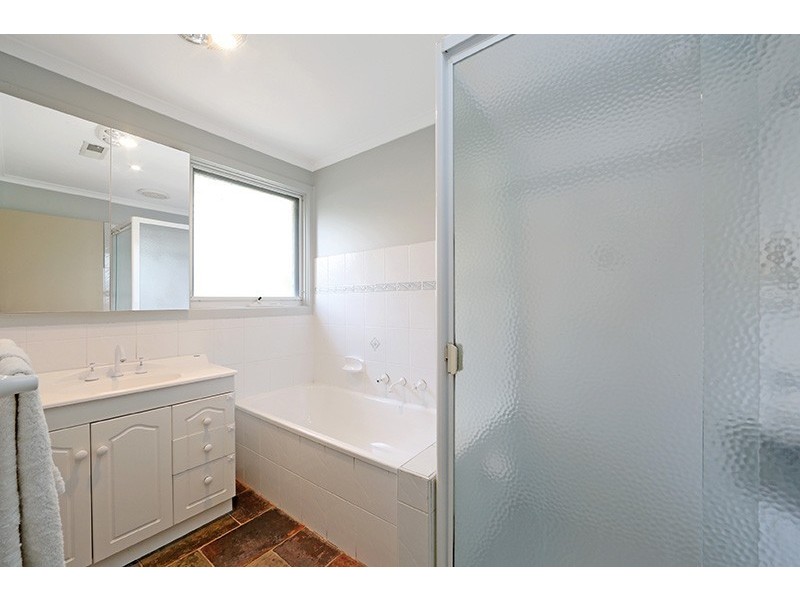 109 Mountain Gate Drive, Ferntree Gully VIC 3156