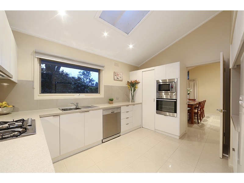 13 McKay Road, Rowville VIC 3178