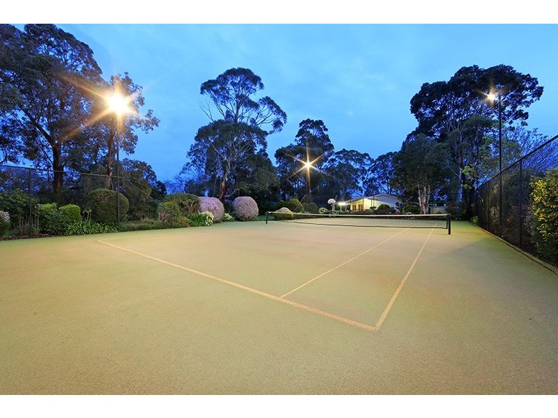 13 McKay Road, Rowville VIC 3178