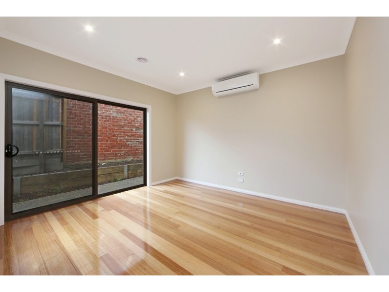 3/3 Denver Crescent, Rowville VIC 3178