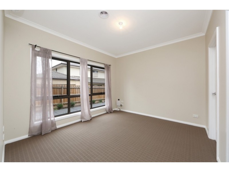 3/3 Denver Crescent, Rowville VIC 3178
