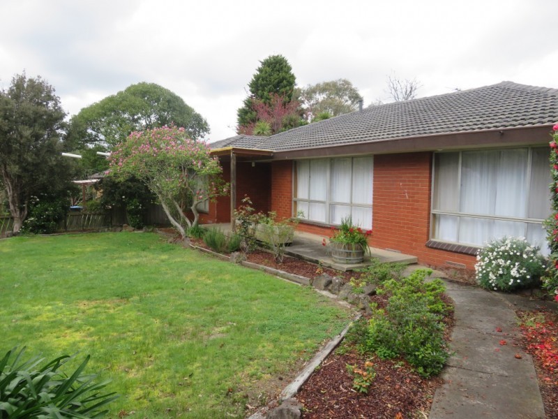 26 Lydford Road, Ferntree Gully VIC 3156