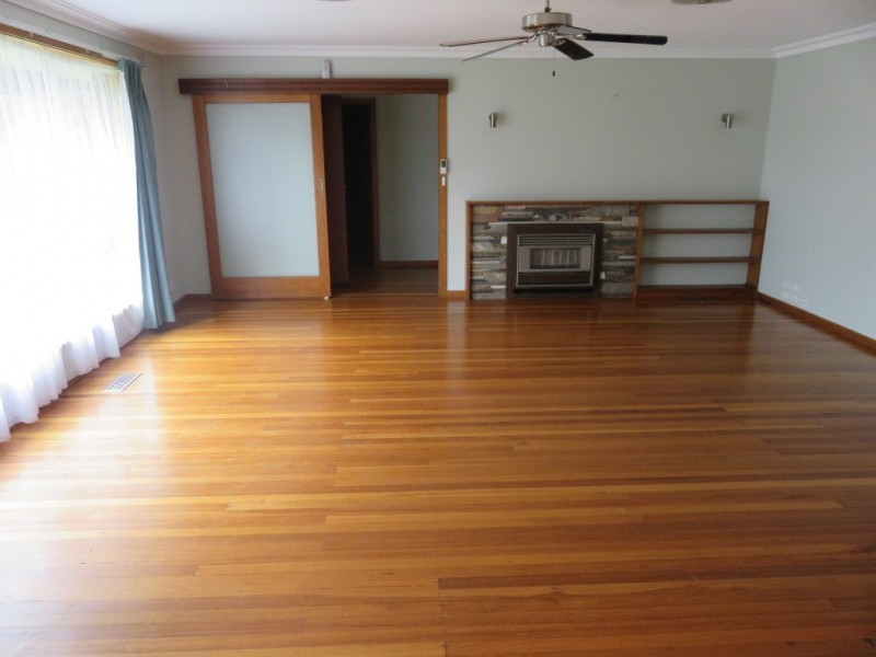 26 Lydford Road, Ferntree Gully VIC 3156