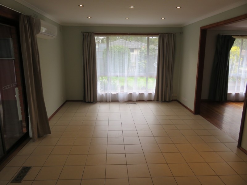 26 Lydford Road, Ferntree Gully VIC 3156