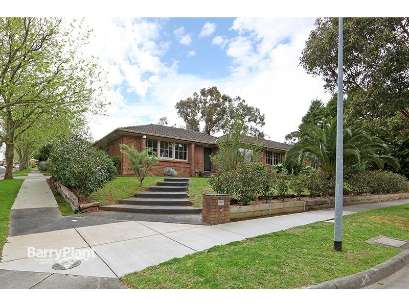 6 Bridgewater Way, Rowville VIC 3178
