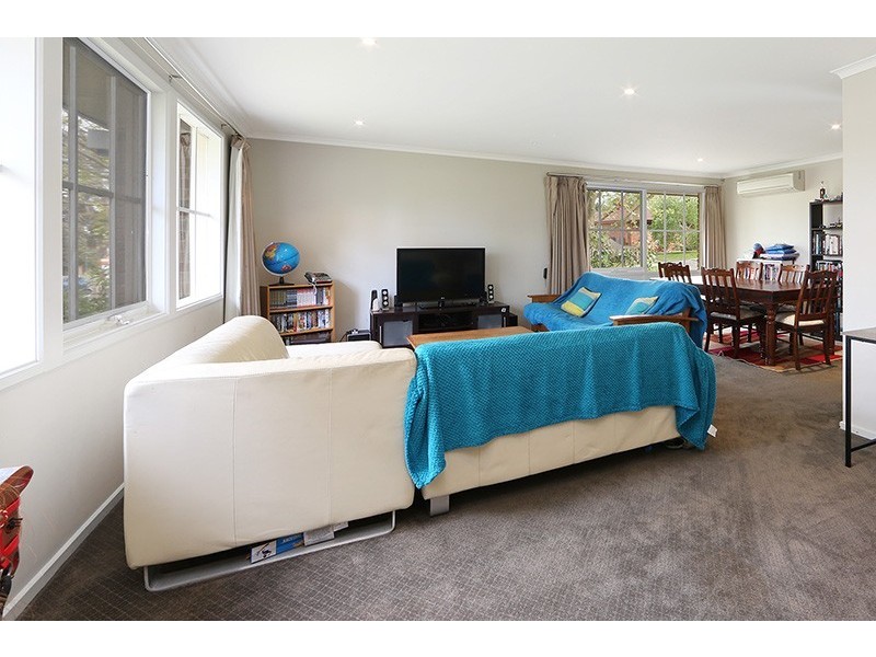 6 Bridgewater Way, Rowville VIC 3178