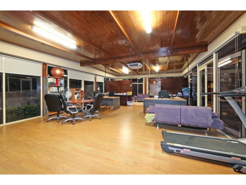 40 Parkside Boulevard, Lysterfield South VIC 3156