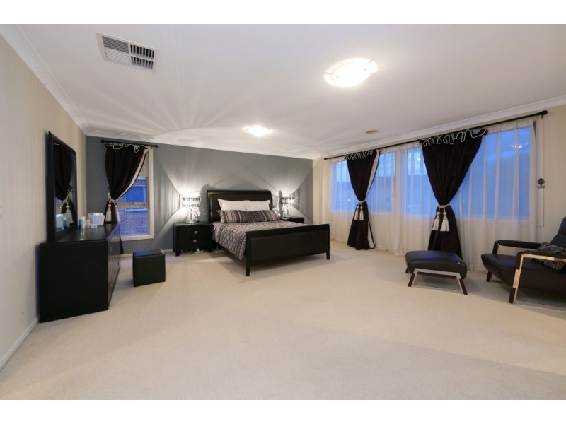 15 Jubilee Drive, Rowville VIC 3178