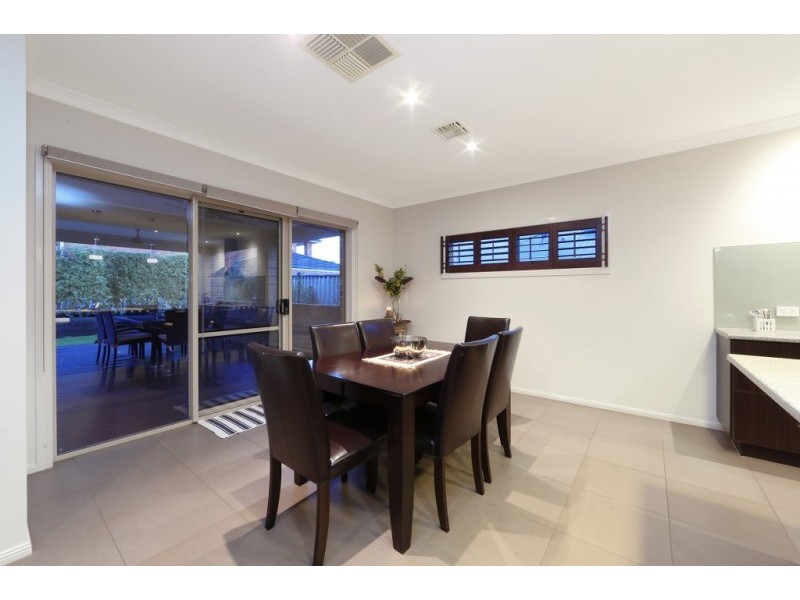 4 Park Valley Way, Lysterfield VIC 3156