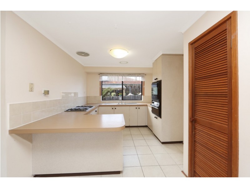 25 Valleyview Drive, Rowville VIC 3178