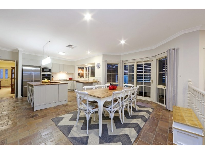 77 Turramurra Drive, Rowville VIC 3178