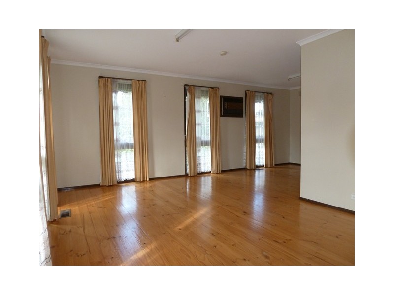 13 Carol Street, Scoresby VIC 3179