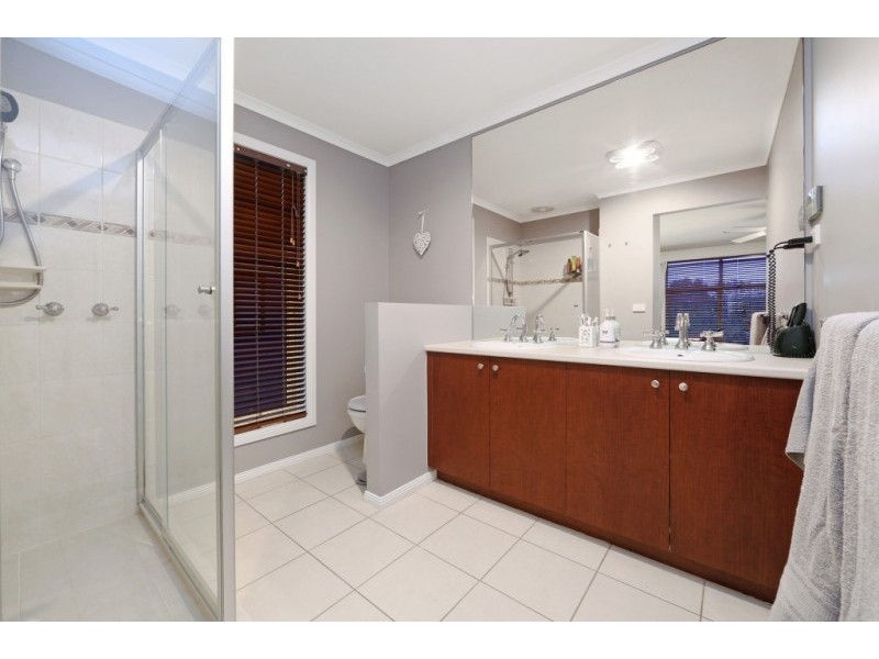 20 Koolamara Boulevard, Ferntree Gully VIC 3156