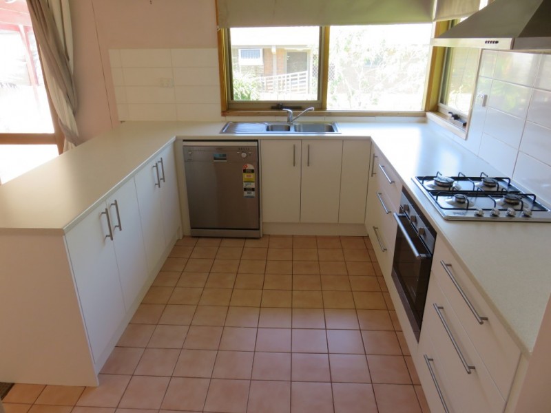 13 Bellfield Drive, Lysterfield VIC 3156