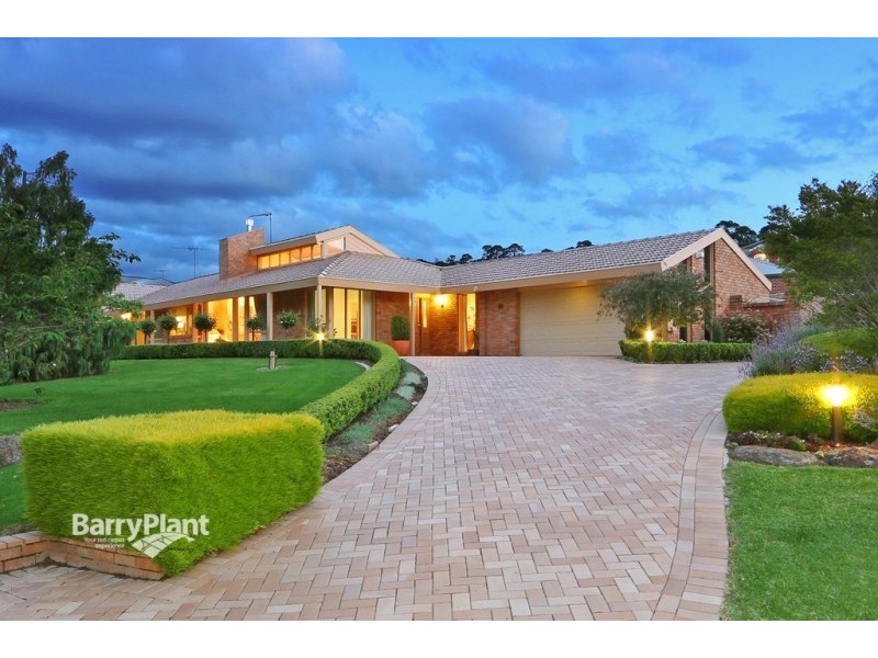 12 Parkside Boulevard, Lysterfield South VIC 3156