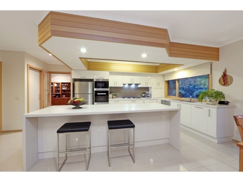 12 Parkside Boulevard, Lysterfield South VIC 3156