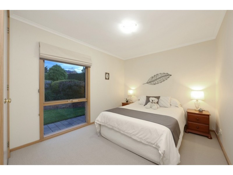 12 Parkside Boulevard, Lysterfield South VIC 3156