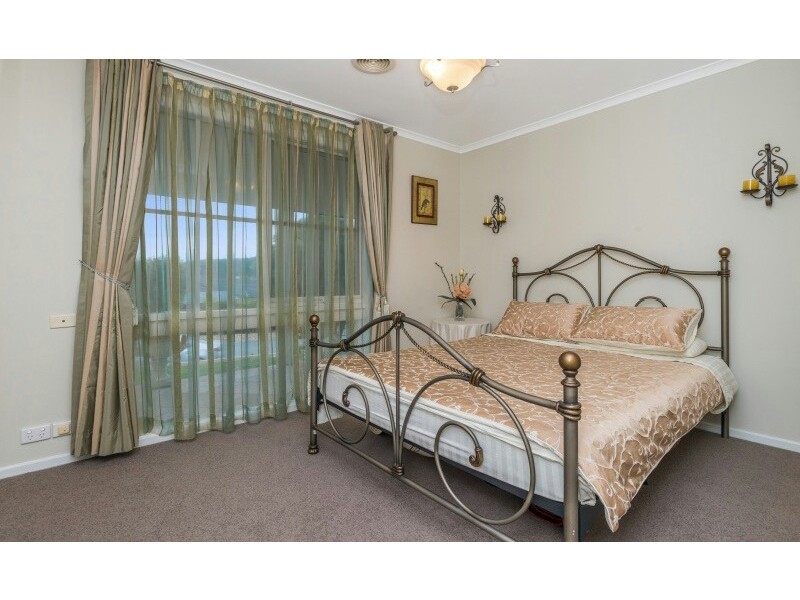 1A Lords Court, Lysterfield VIC 3156