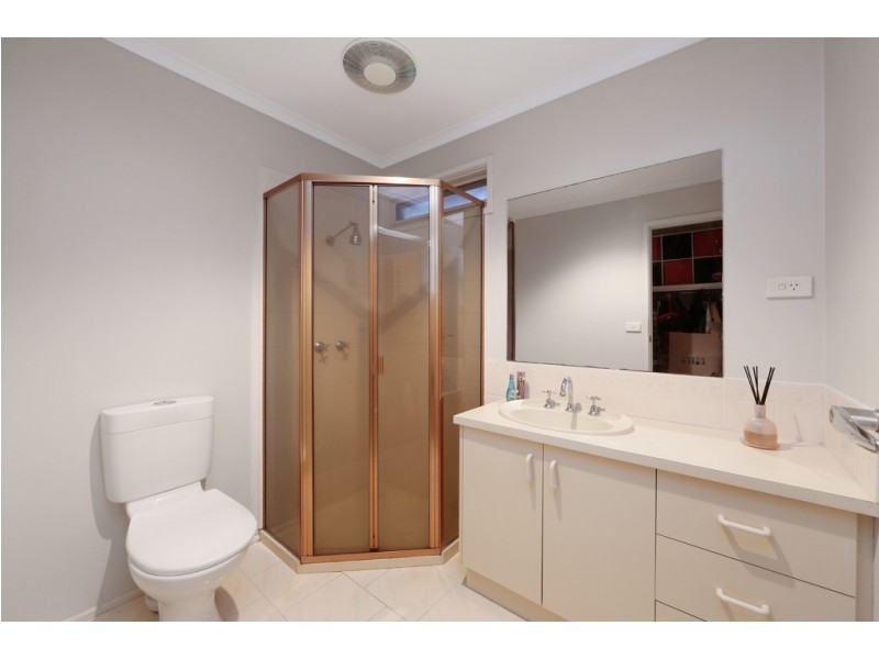 14 Meadowview Court, Ferntree Gully VIC 3156